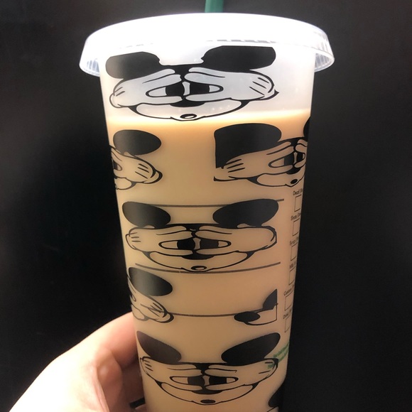 24 fl oz Mickey Mouse tumbler - Picture 1 of 1